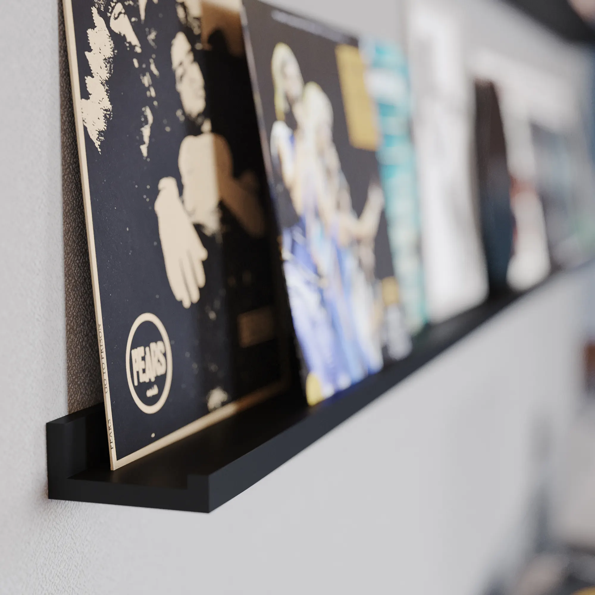 Wallniture · Nola · LGO251 · office